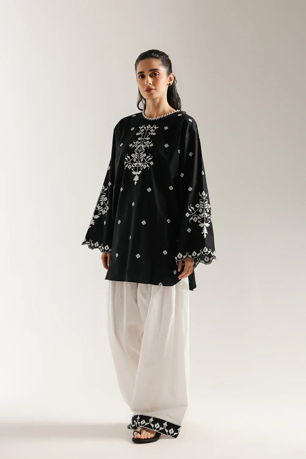 Zeenat-e-Raat 2-Peice | Best Selling