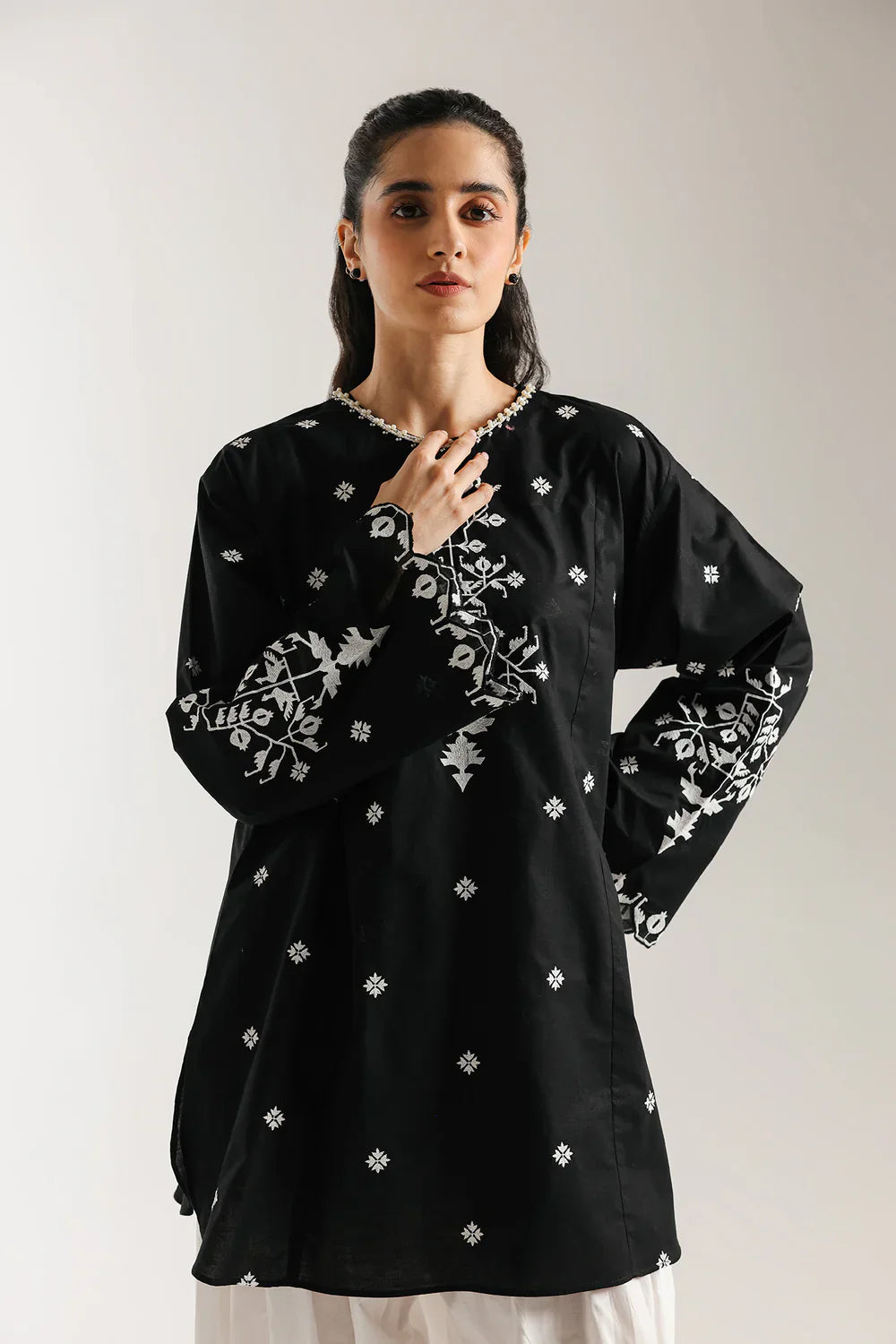 Zeenat-e-Raat 2-Peice | Best Selling