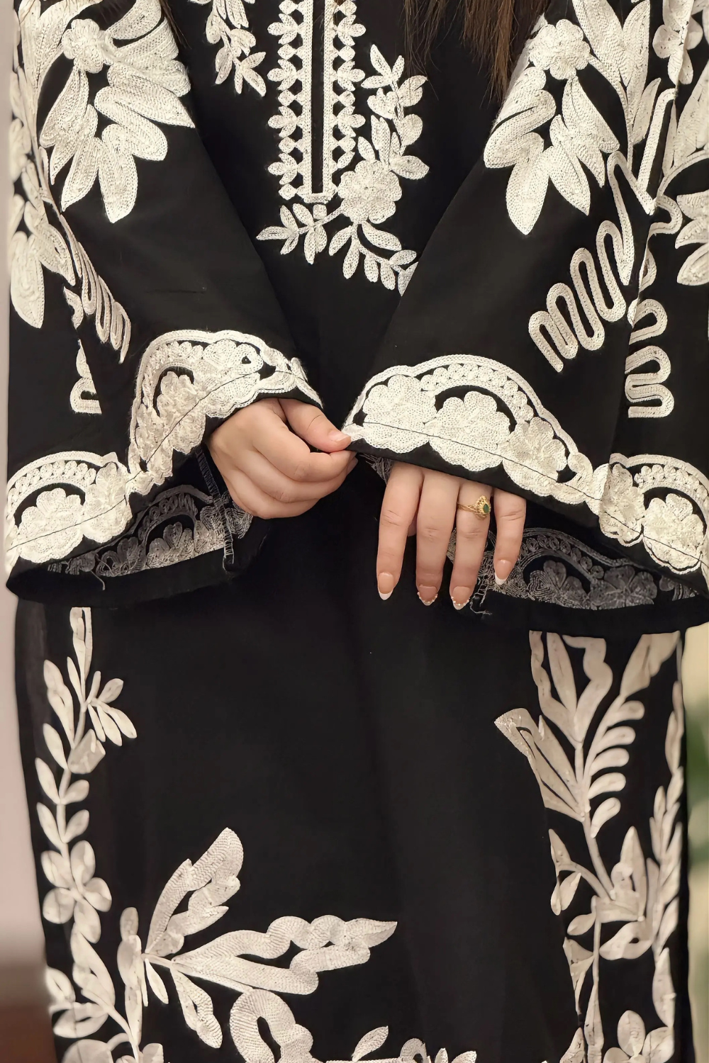 Mira Embroidered 2-Piece
