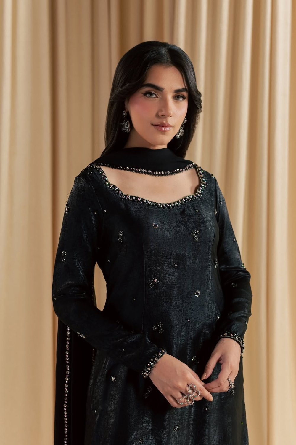 Roop Luxury 3-Piece