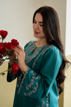 Urwa | Embroidered 2-Piece