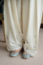 Urwa | Embroidered 2-Piece