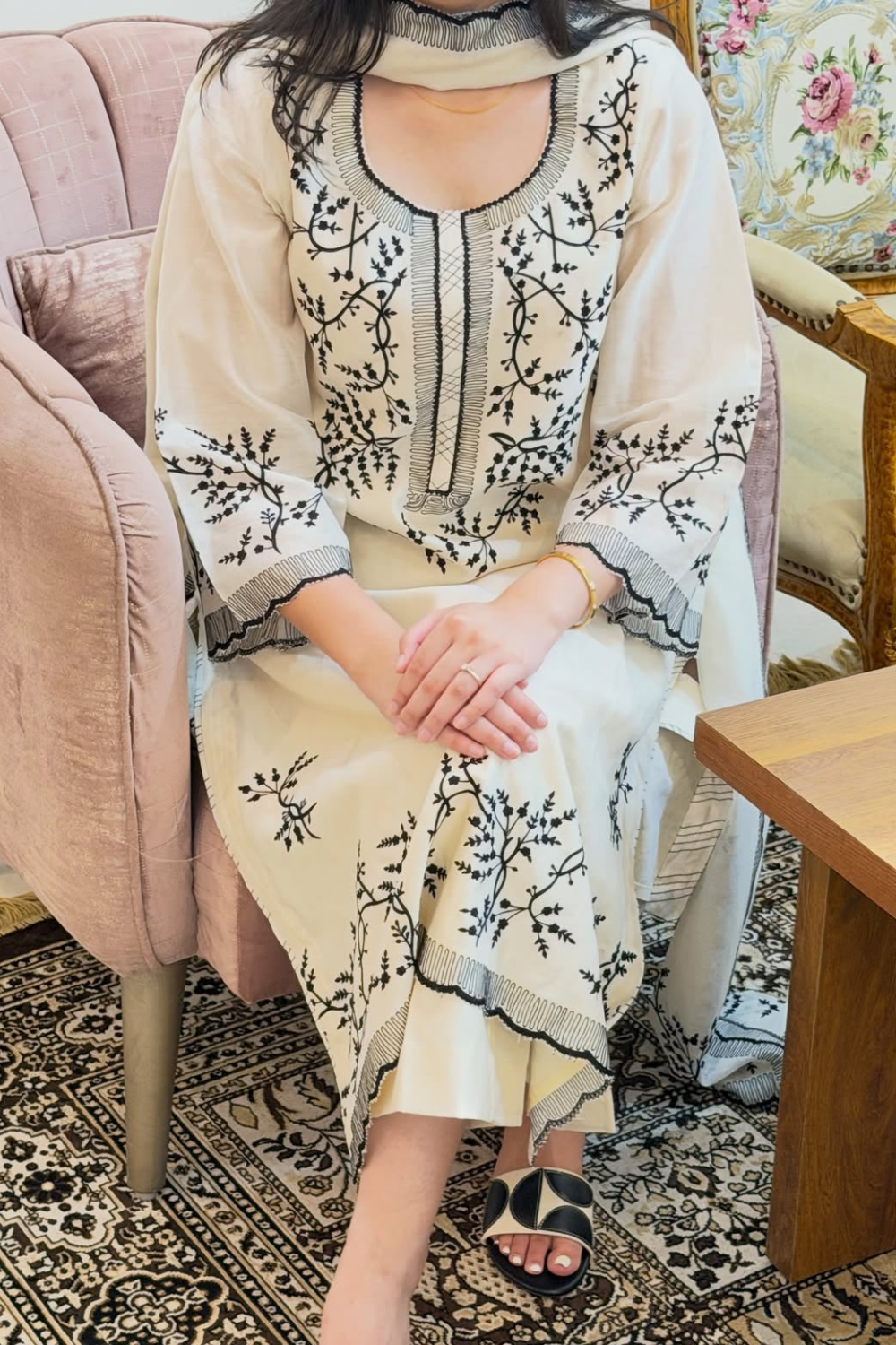 Noira | Embroidered 3-Piece