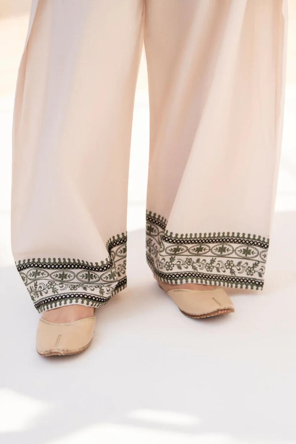 Vanya | 2-Piece