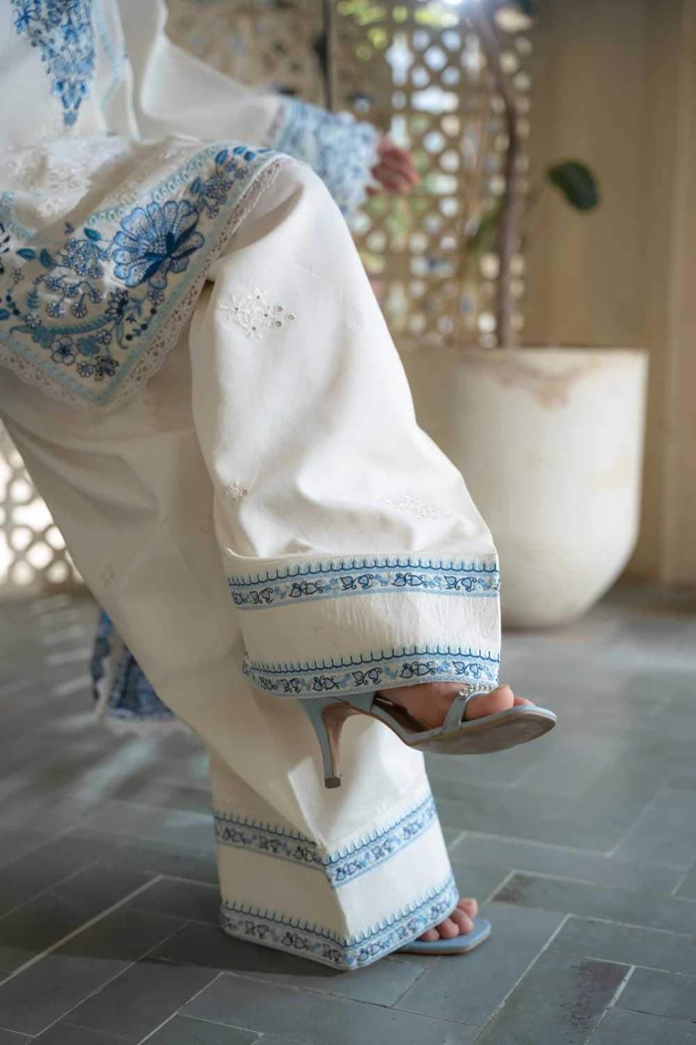 Keshma Embroidered 3-Piece