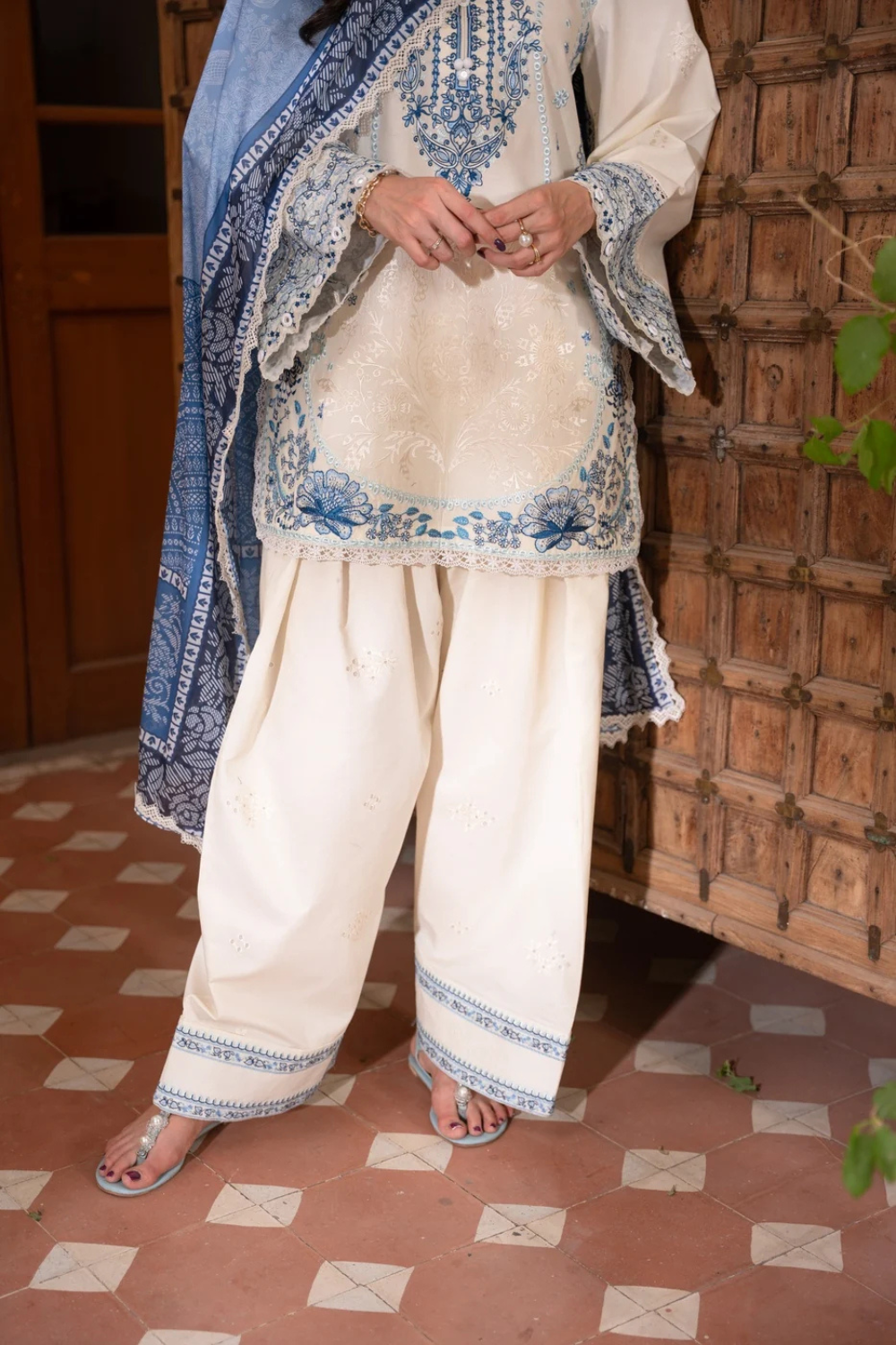 Keshma Embroidered 3-Piece