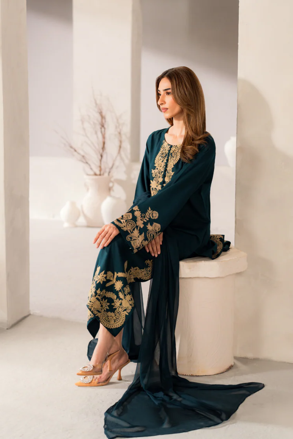 Falak | Embroidered 2-Piece