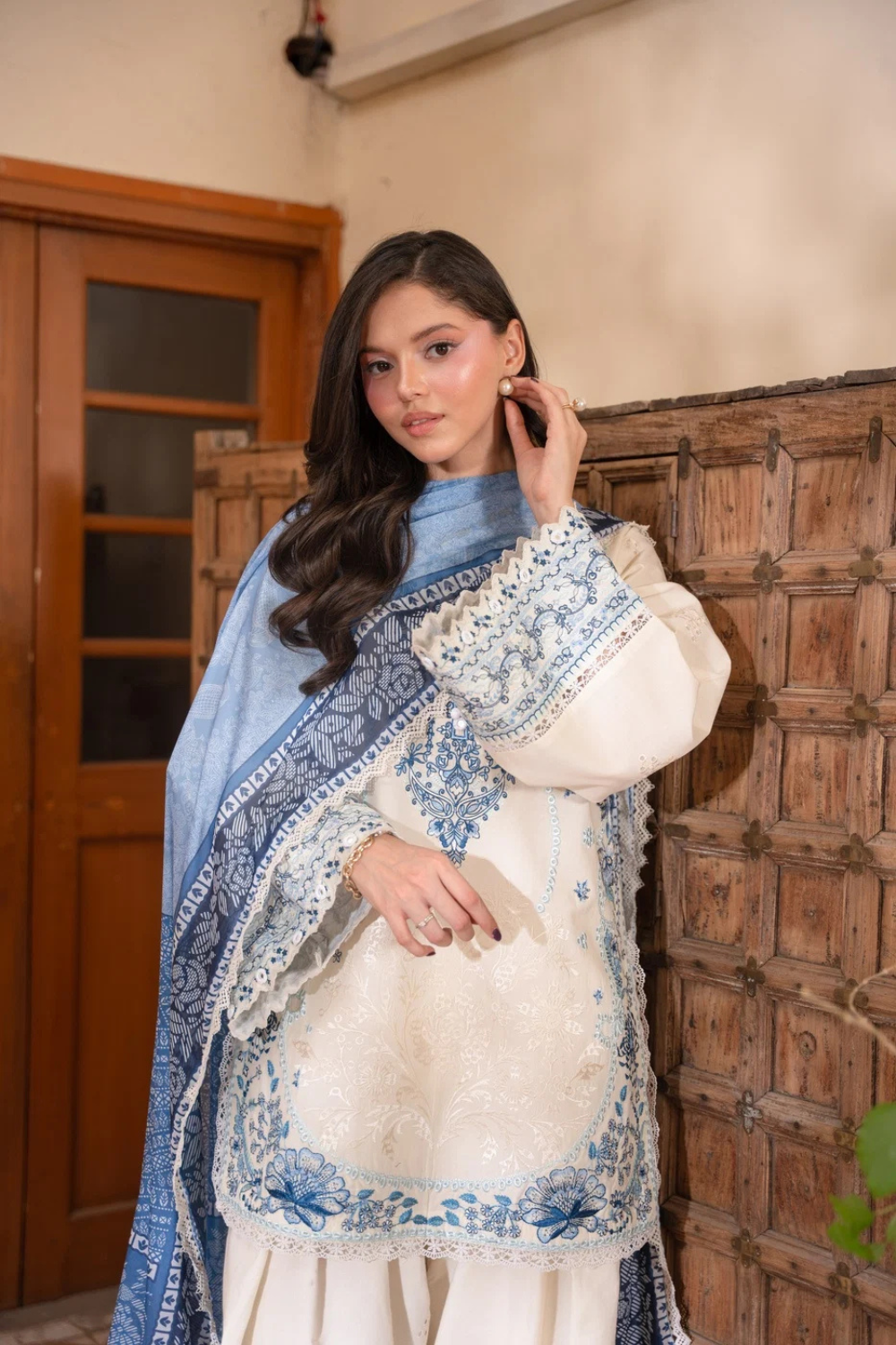 Keshma Embroidered 3-Piece