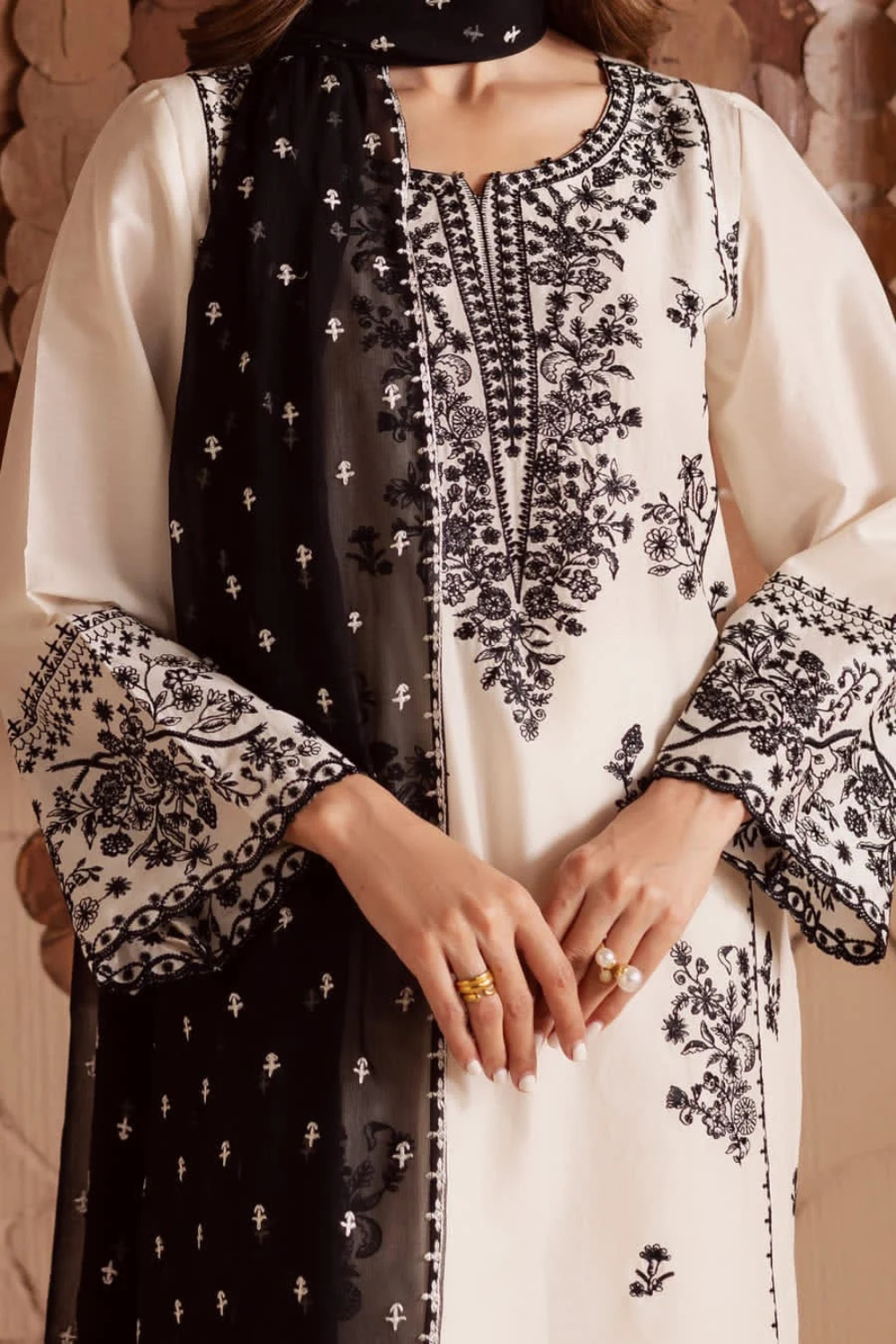 Aliza Embroidered 2-Piece